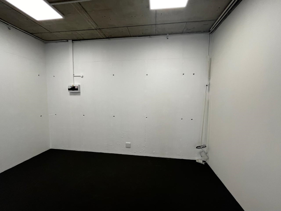 To Let commercial Property for Rent in Bo Oakdale Western Cape